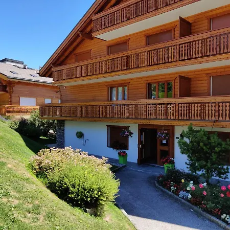 Beau Vallon 04 Apartamento